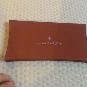 Illamasqua unveiled artistry eyeshadow palette. Nude neutrals. Matte. Sparkle.